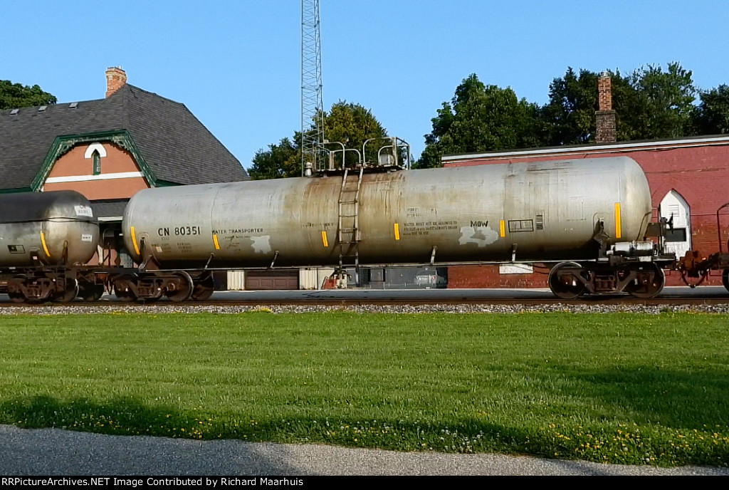 CN 80351